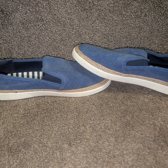 Bionic Sunny Rae Slip Ons - Picture 4 of 4